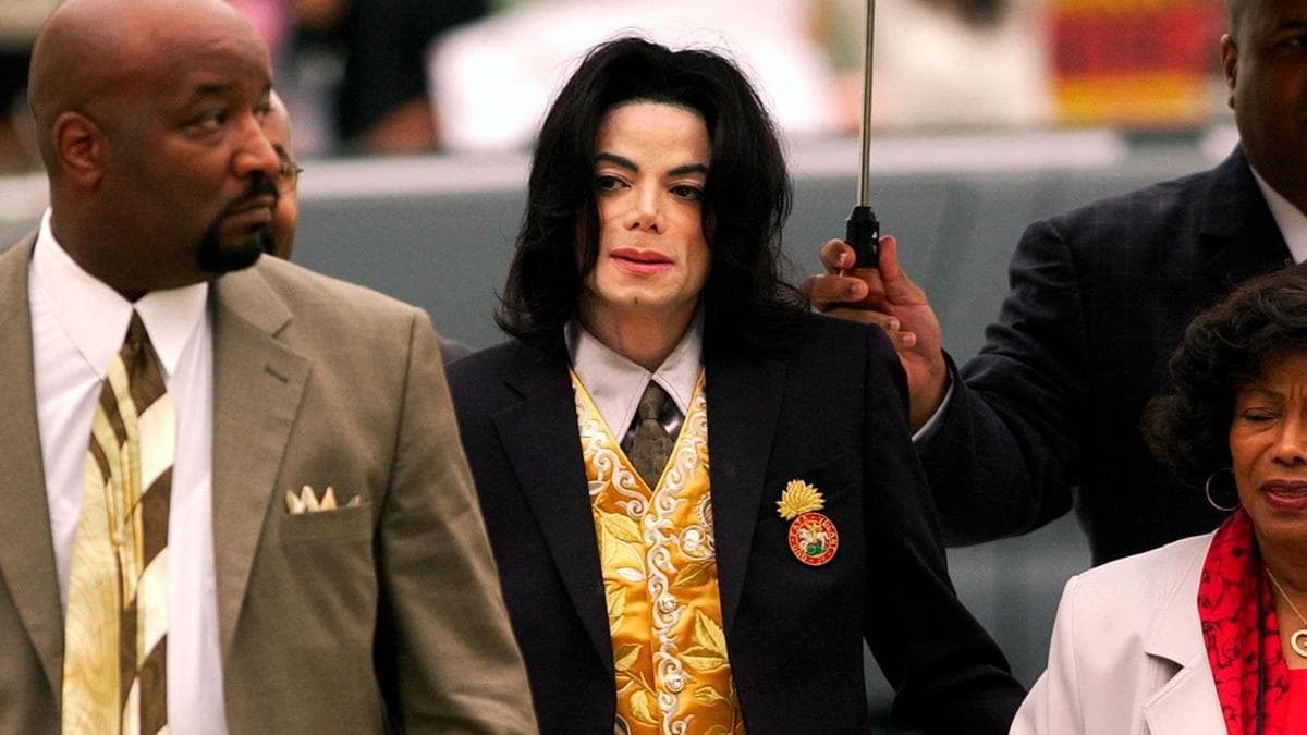 Michael Jackson rajongói beperelték a sztár állítólagos áldozatait