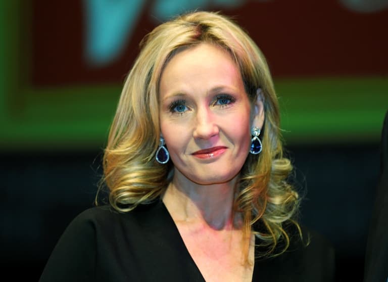 J.K. Rowling díjat kapott a brit könyvesektől