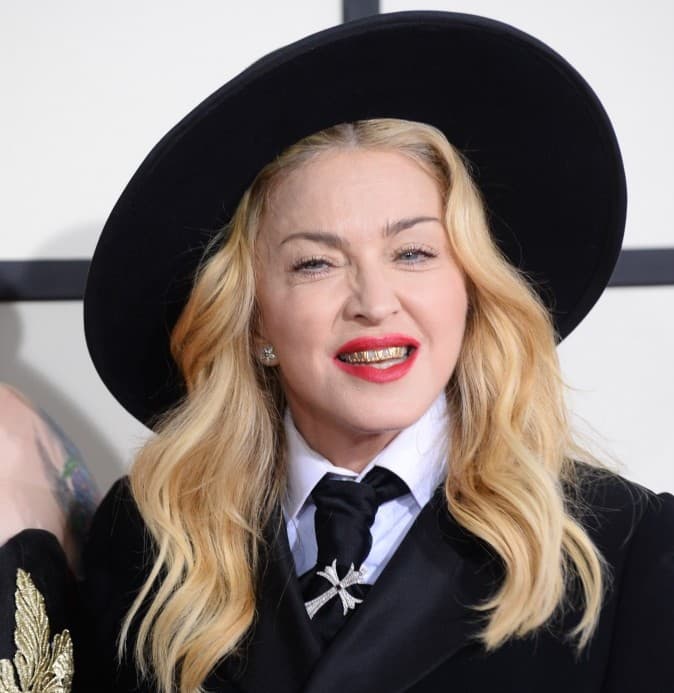 Madonna kipakolt mellekkel tett fontos bejelentést (FOTÓ)