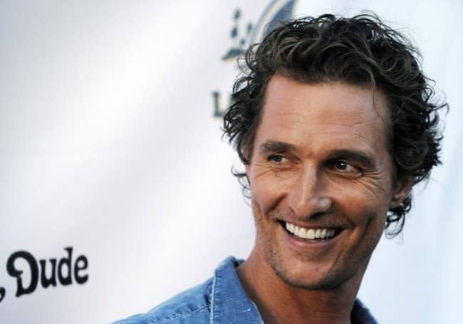 Matthew McConaughey is megmutatta pucér fenekét