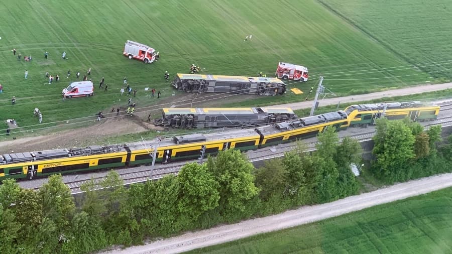 Kisiklott egy Pozsony felé tartó vonat Bécs közelében, egy ember meghalt