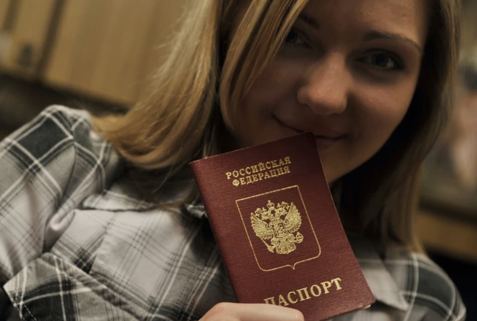 Orosz útleveleket állítanak ki a megszállt ukrán régiókban, az unió ezentúl ezeket nem fogja elfogadni