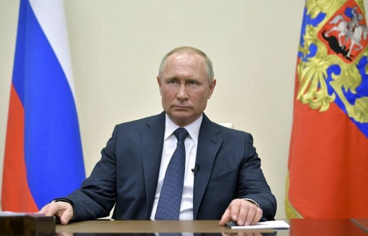 Putyin bejelentette az első orosz koronavírus-vakcina bejegyzését
