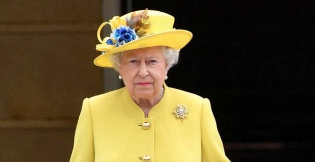 Az angol királynő lett a legjobban öltözött brit "híresség"