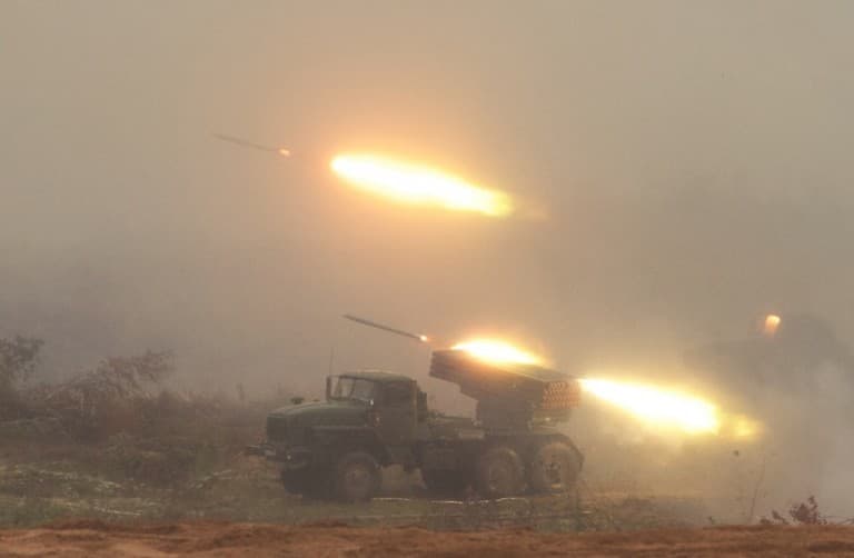 Izraeli rakétákat lőtt le a szíriai légvédelem