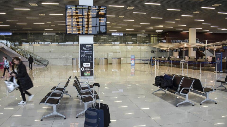 Rémálom: több mint 22 órát vesztegeltek a korfui repülőtéren szlovák turisták