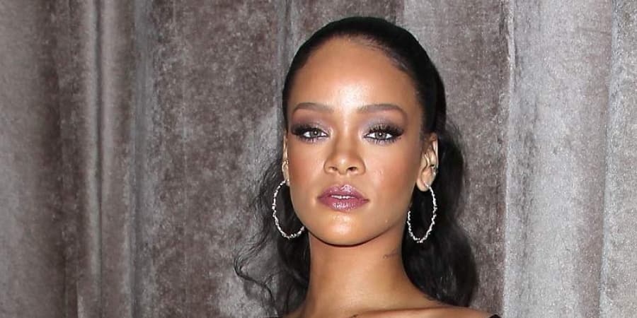 Betör a divatszakmába Rihanna