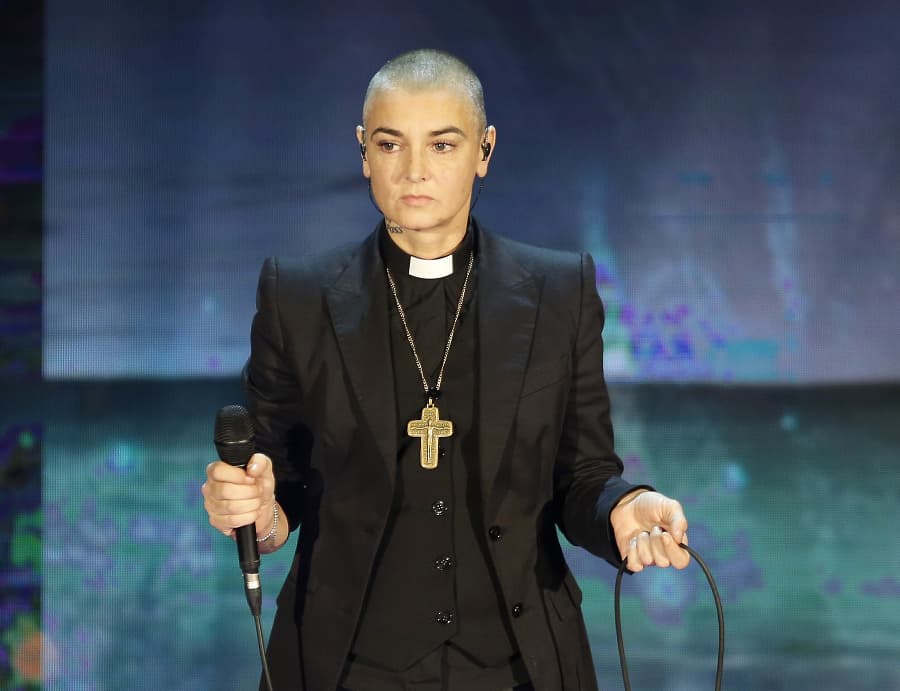 Szörnyű csapás érte Sinéad O'Connort, öngyilkos lett az énekesnő fia