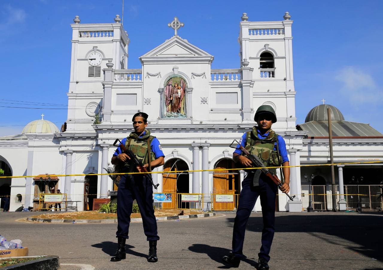A Srí Lanka-i terrortámadások kitervelőjének apja és két testvére is meghalt a pénteki ostromban