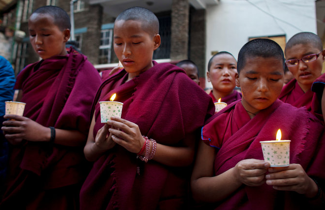 Meghalt a kínai uralom ellen önégetéssel tiltakozó tibeti fiatal