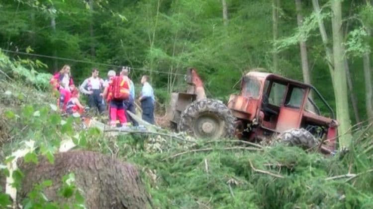 TRAGÉDIA: Saját traktora temette maga alá az idős férfit