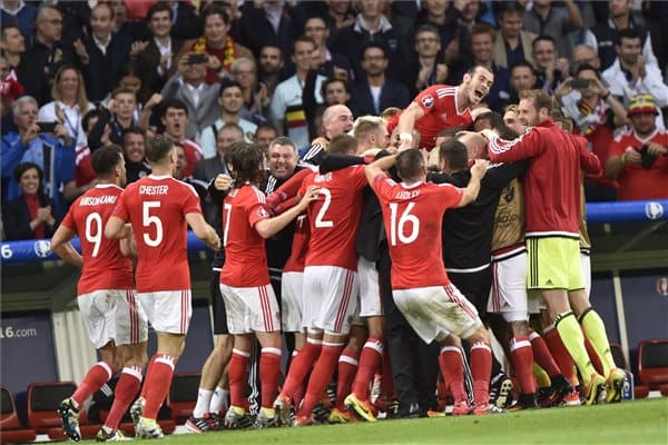 EURO 2016: Wales megálljt parancsolt Belgiumnak!